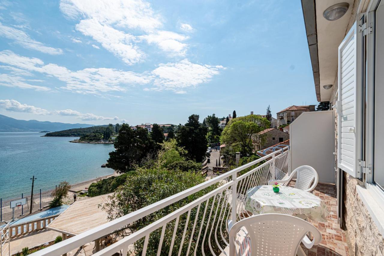 Apartments By The Sea Korcula - 10051 Eksteriør billede